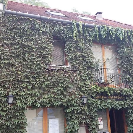 Hotel Gimi Vendeghaz Baja Zewnętrze zdjęcie